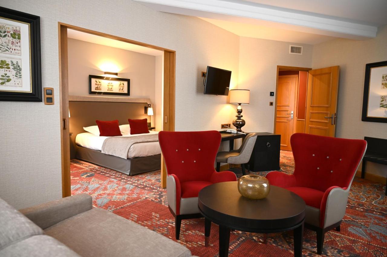 Hotel Le Rempart Tournus Exterior photo