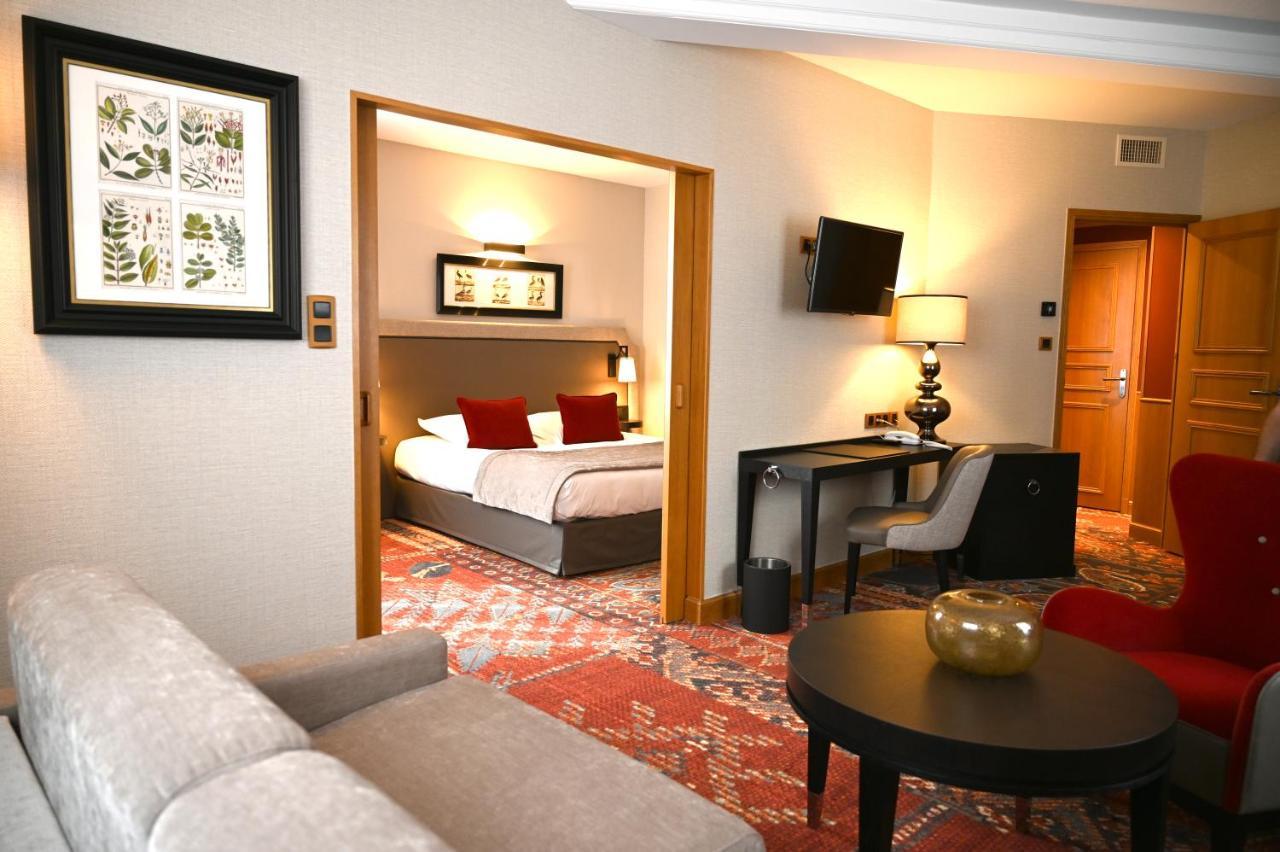 Hotel Le Rempart Tournus Exterior photo