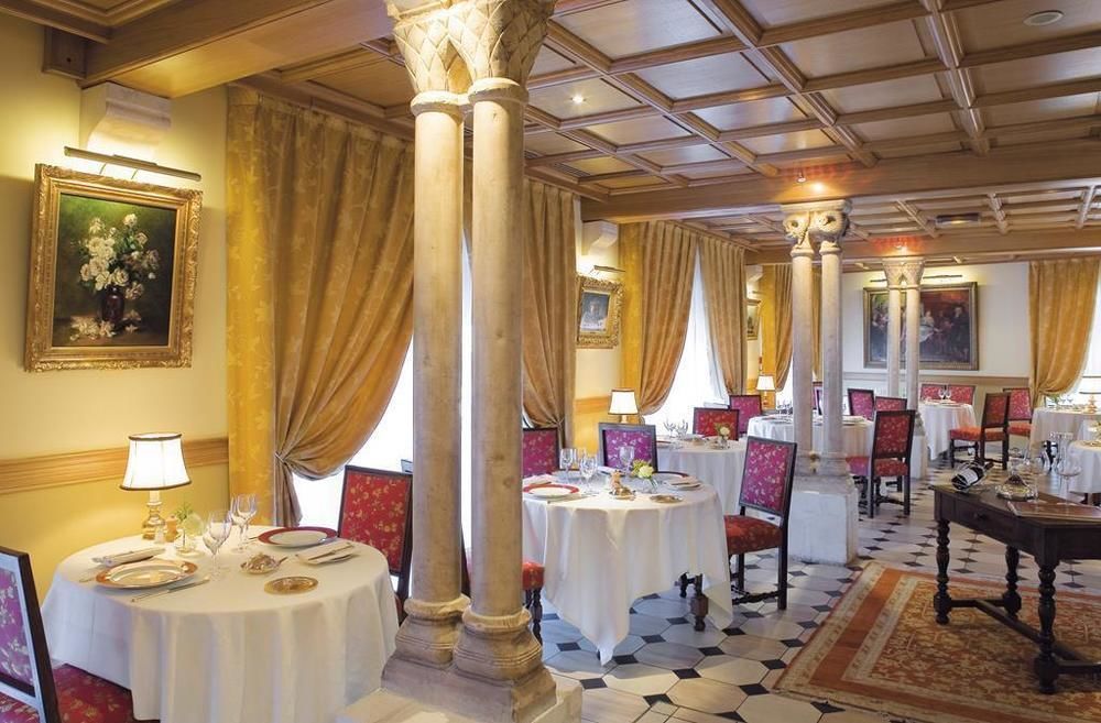 Hotel Le Rempart Tournus Exterior photo